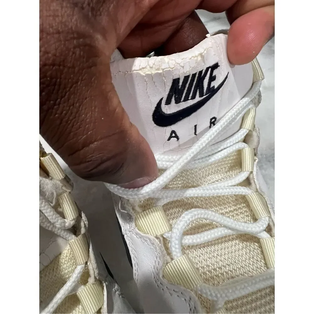 Vintage Nike Women Sneakers 8.5 631009 101